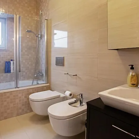 Cosy 1 Bedroom In Belem Apartment