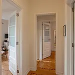 Cosy 1 Bedroom In Belem Daire